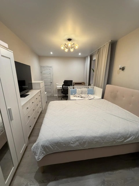 2 комн., 65 м², Блочный, Рынок Столичный 3