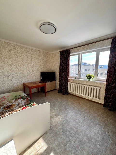 3 комн., 82 м², Блочный, Вавилон 10