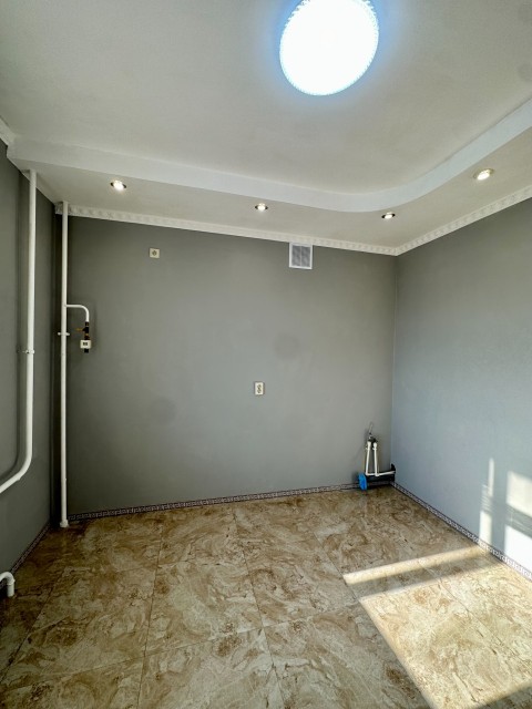 2 комн., 60 м², Монолитно-каркасный, Автовокзал 10