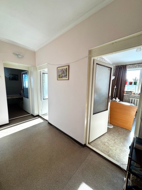 3 комн., 82 м², Блочный, Вавилон 6