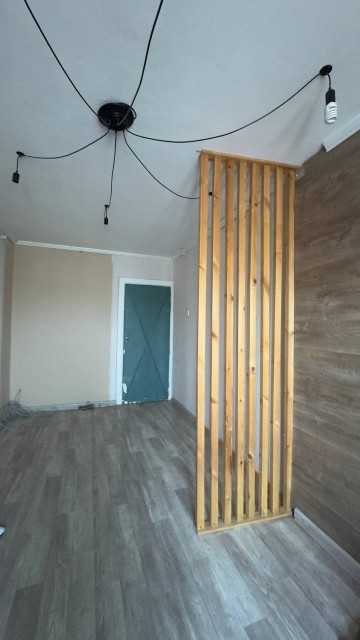 2 комн., 43 м², Блочный, Дом быта 6