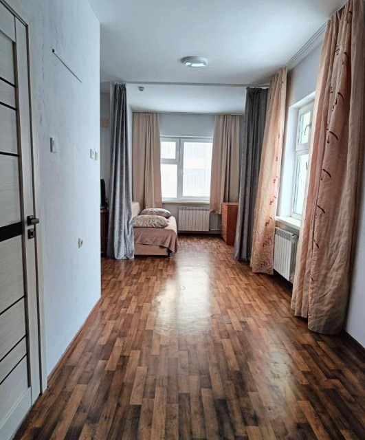 1 комн., 34 м², Блочный, Крестьянский рынок, стадион "Туймаада" 2