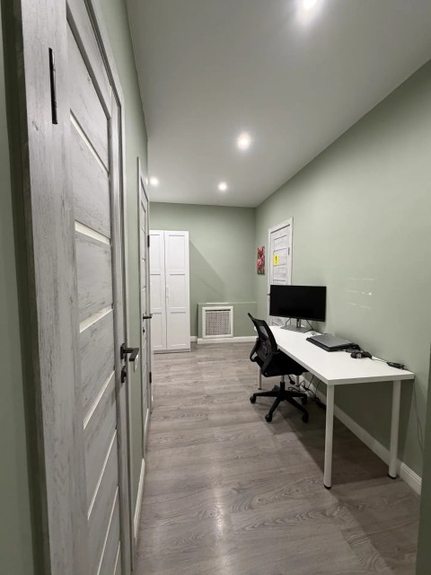 2 комн., 65 м², Блочный, Рынок Столичный 11