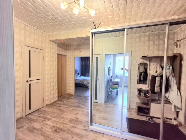 2 комн., 55 м², Блочный, Жатай 3
