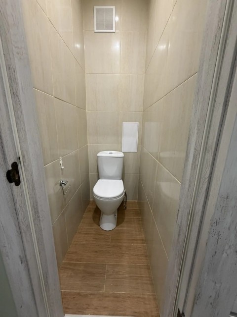 2 комн., 65 м², Блочный, Рынок Столичный 8