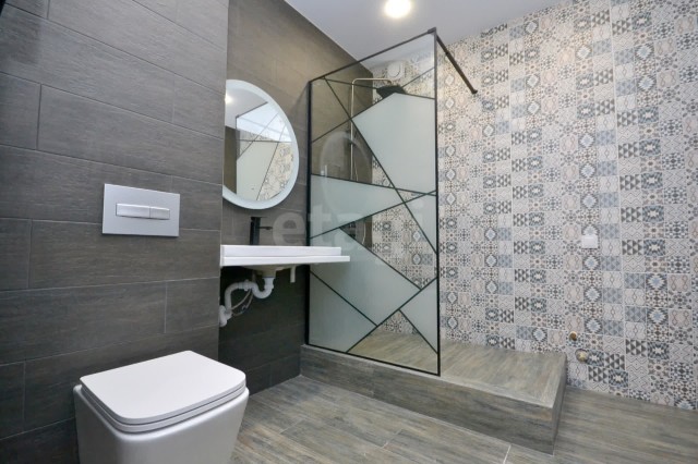 2 комн., 63 м², Монолитно-каркасный, Рынок Столичный 11