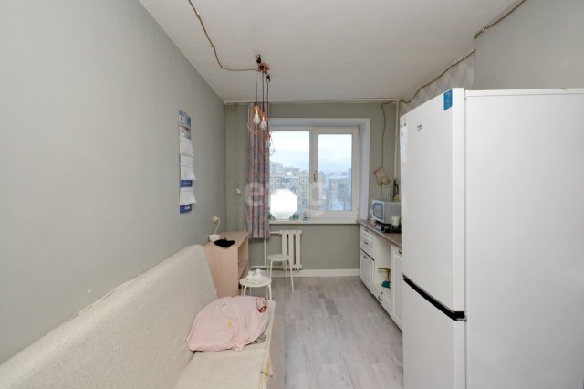 2 комн., 48 м², КПД, Центр - район пл. Орджоникидзе 4