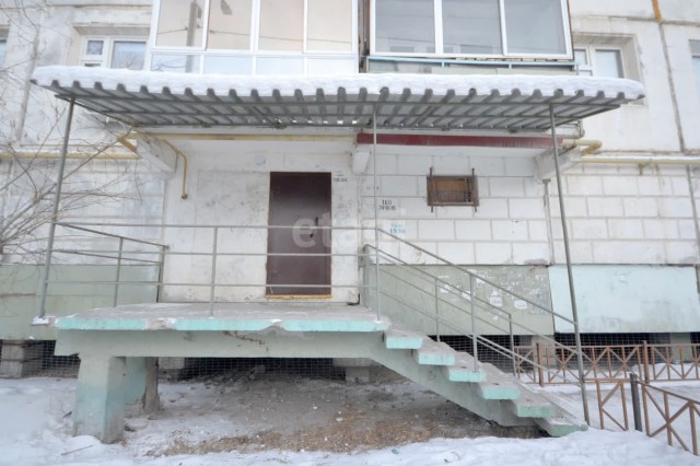 2 комн., 48 м², КПД, Центр - район пл. Орджоникидзе 16