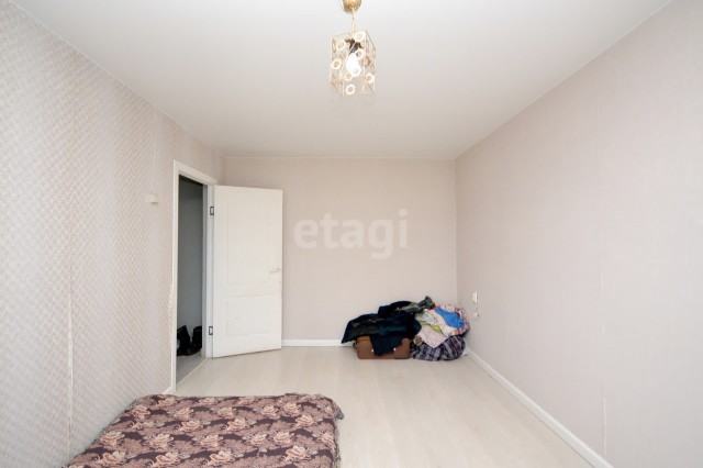 2 комн., 48 м², КПД, Центр - район пл. Орджоникидзе 2