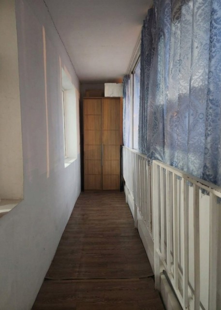 1 комн., 45 м², Блочный, Областная больница, рынок "Манньыаттаах" 5