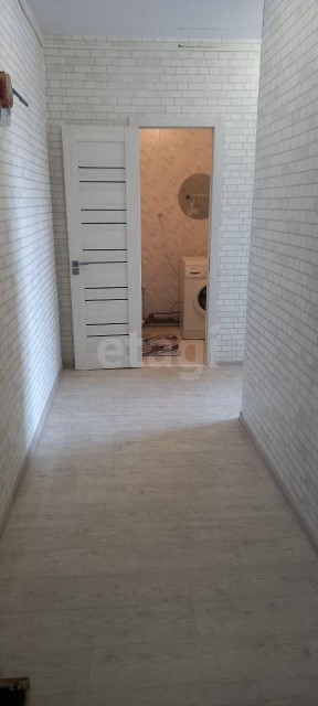 2 комн., 57 м², Дерев. б/у, Кирзавод 9