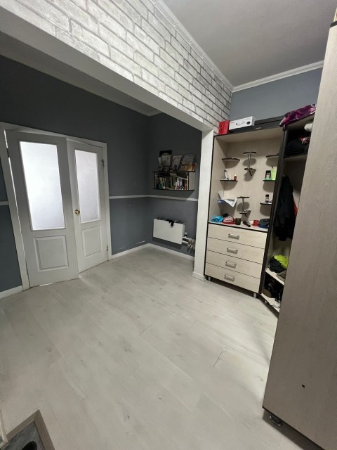 2 комн., 112 серия, Крестьянский рынок, стадион "Туймаада" 5