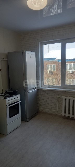 2 комн., 57 м², Дерев. б/у, Кирзавод 5