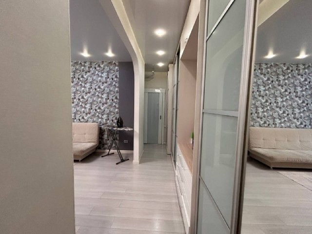 3 комн., 69 м², Другое, Центр - район пл. Ленина 3