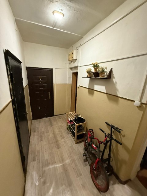 2 комн., 37 м², Блочный, Авиапорт 2