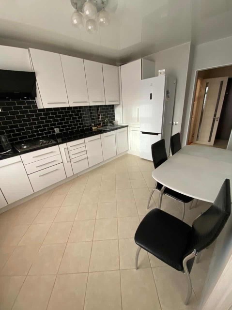 1 комн., 42 м², Монолитно-каркасный, Вилюйский тракт 7