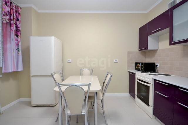 1 комн., 33 м², Монолитно-каркасный, Гимеин