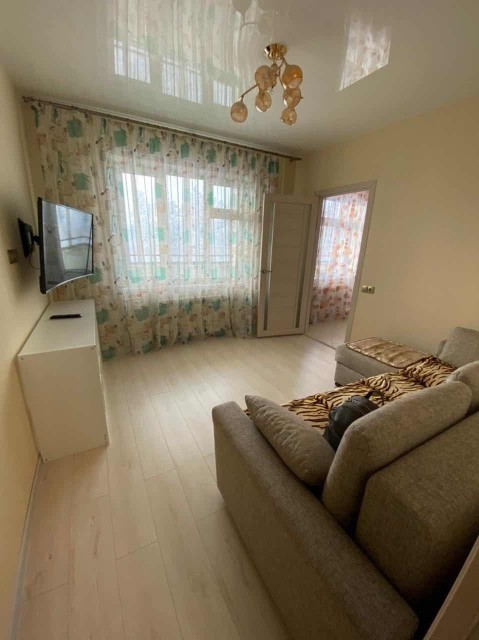 1 комн., 42 м², Монолитно-каркасный, Вилюйский тракт 5