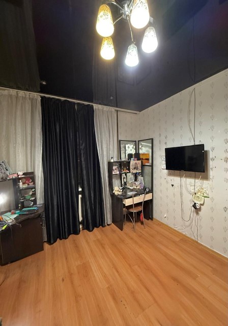 2 комн., 37 м², Блочный, Авиапорт 4