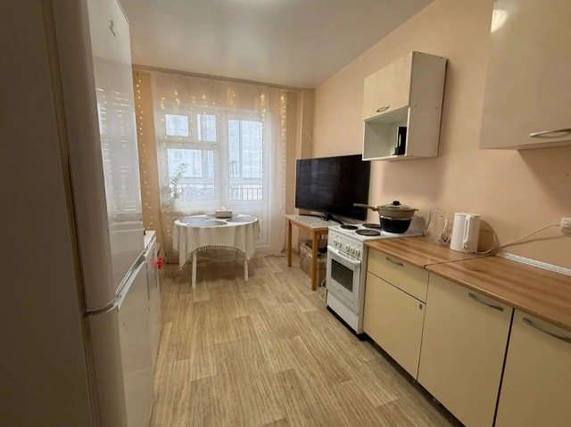 1 комн., 37 м², Монолитно-каркасный, 203 мкрн. 2