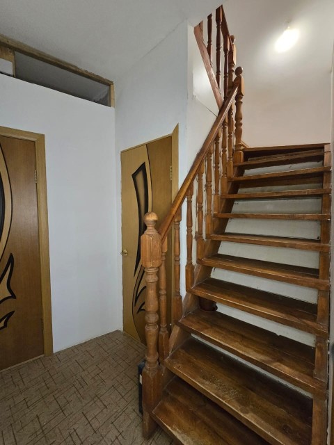 4 комн., 94 м², 112 серия, Авиапорт 9