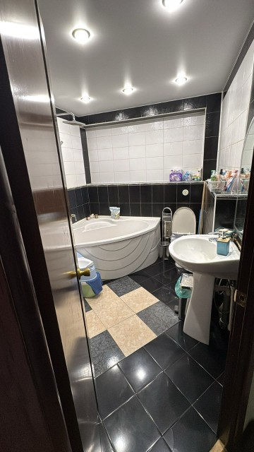 3 комн., 64 м², Другое, Апельсин 3