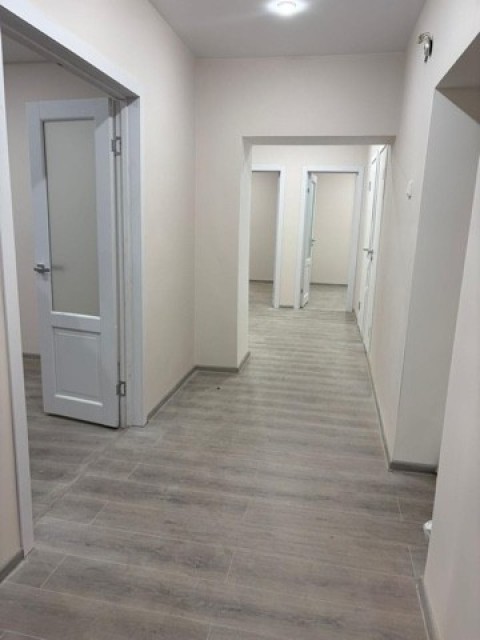 3 комн., Блочный, 26 школа 7