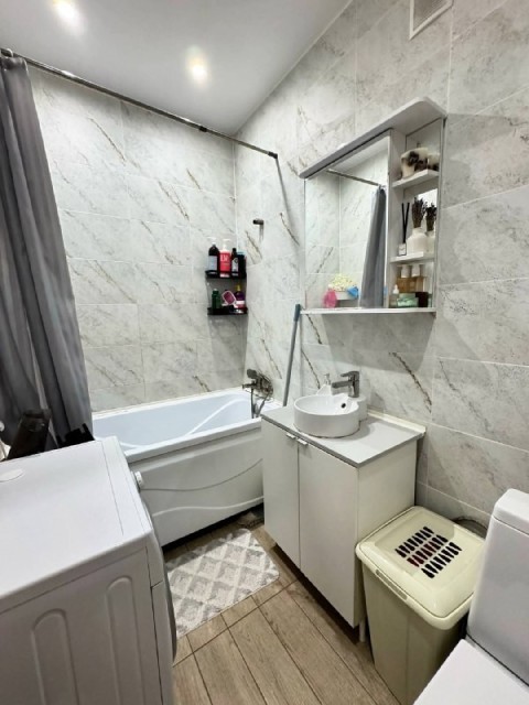 1 комн., 32 м², Монолитно-каркасный, Крытый рынок 5