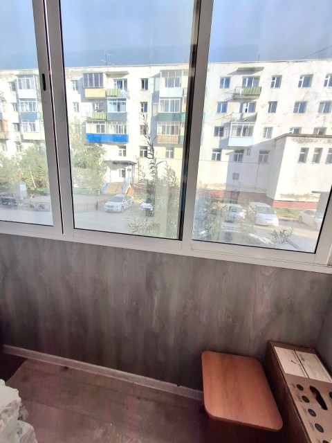 3 комн., 57 м², Блочный, Жатай 7