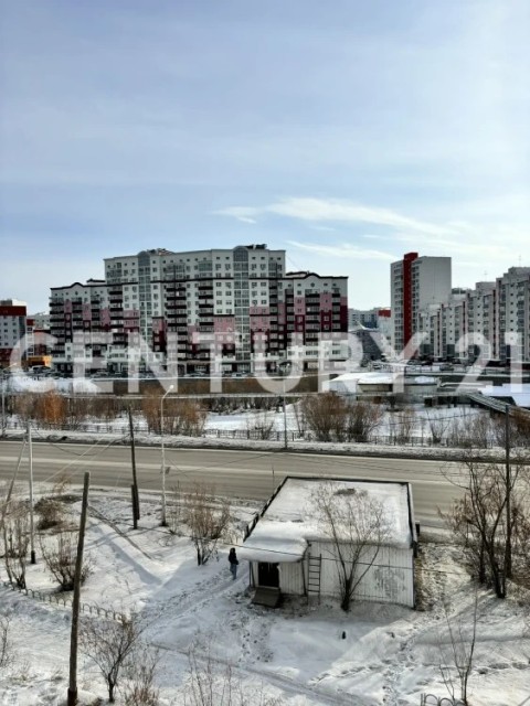 1 комн., 30 м², Хрущевка, Центр - район пл. Орджоникидзе 11