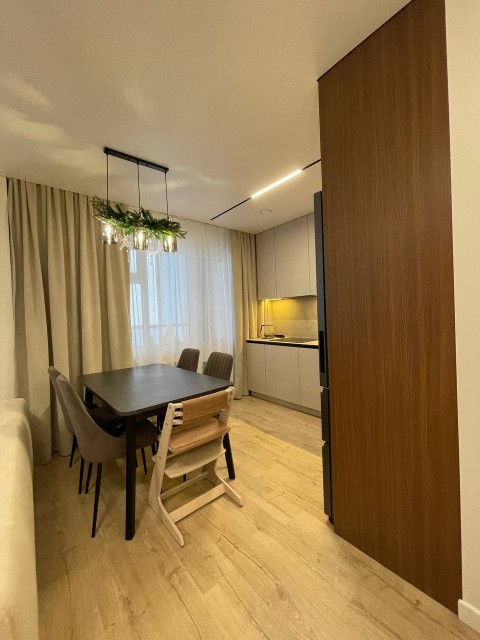 2 комн., 55 м², Монолитно-каркасный, Автодорожная 8