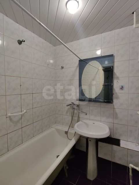 3 комн., 63 м², КПД, Площадь Победы 7