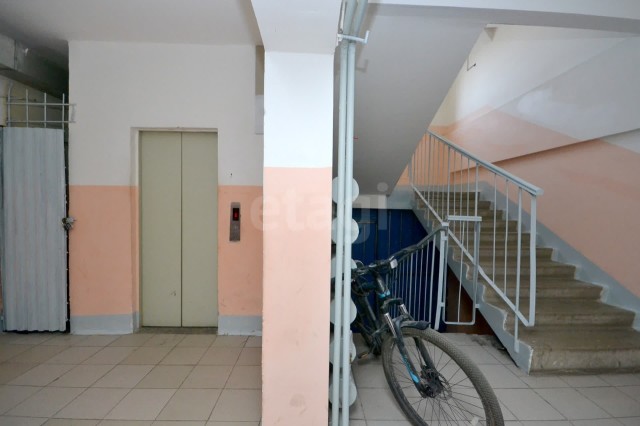 1 комн., 37 м², 112 серия, Крестьянский рынок, стадион "Туймаада" 16