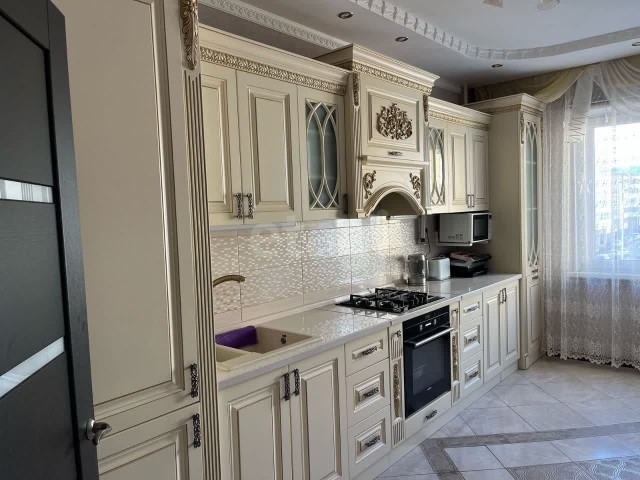 3 комн., 86 м², Монолитно-каркасный, Авторынок 3