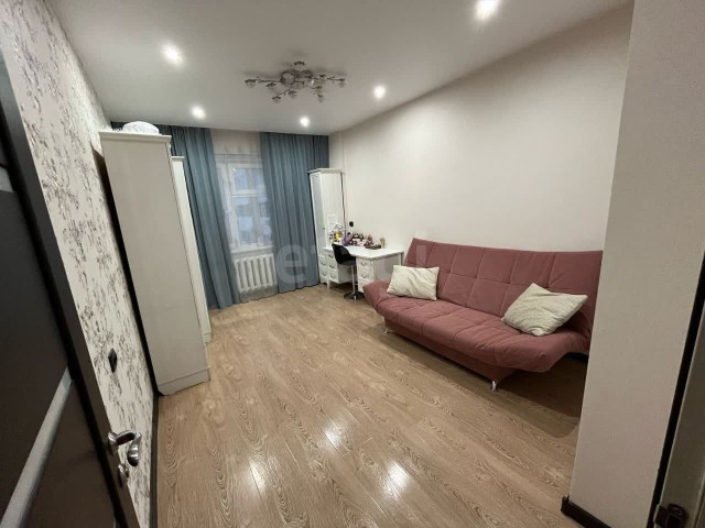 3 комн., 86 м², Монолитно-каркасный, Авторынок 17