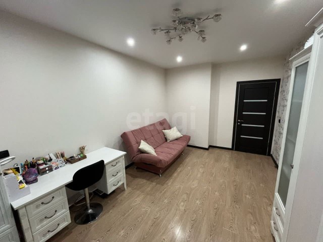 3 комн., 86 м², Монолитно-каркасный, Авторынок 14