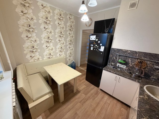 2 комн., 42 м², Инд. планировка, Сайсары 2