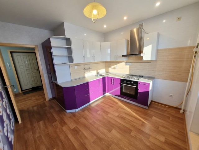 2 комн., 60 м², Блочный, Авиапорт 4