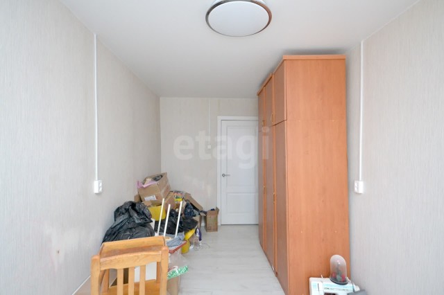 3 комн., 54 м², Хрущевка, Площадь Победы 12