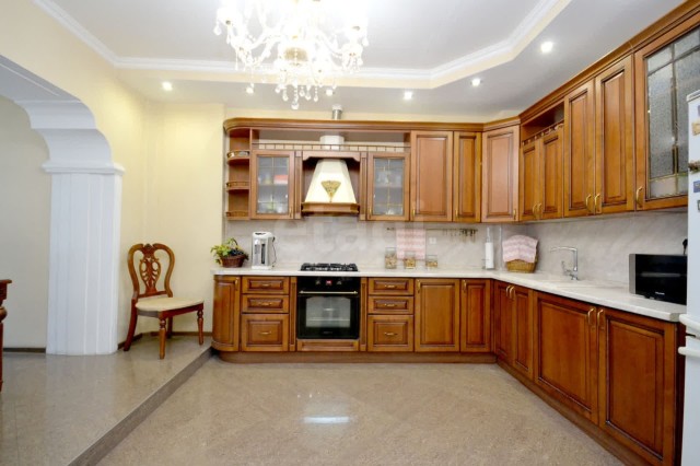 2 комн., 69 м², 112 серия, Сахацирк 12