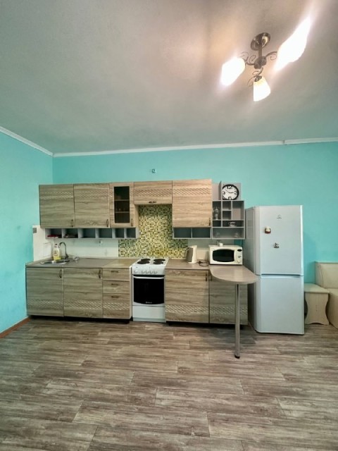 2 комн., 72 м², Монолитно-каркасный, 16 квартал 3