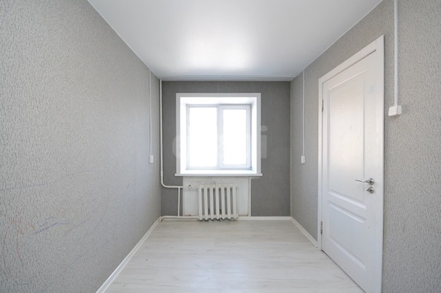 3 комн., 54 м², Хрущевка, Площадь Победы 11