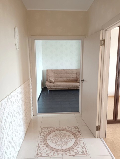 2 комн., 63 м², Блочный, Площадь Победы 6