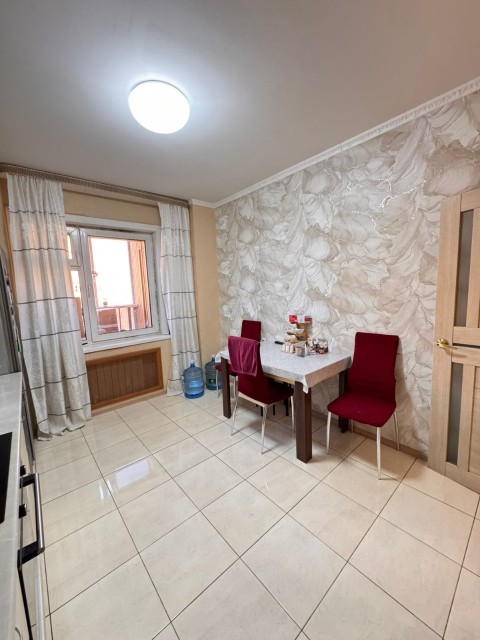 3 комн., Монолитно-каркасный, Муус Хайа 4