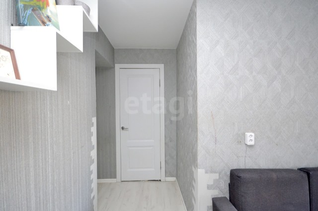 3 комн., 54 м², Хрущевка, Площадь Победы 6