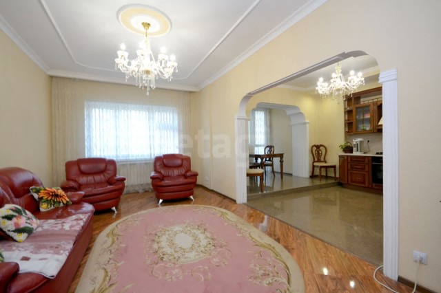 2 комн., 69 м², 112 серия, Сахацирк 5