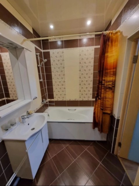 2 комн., 60 м², Блочный, Авиапорт 3