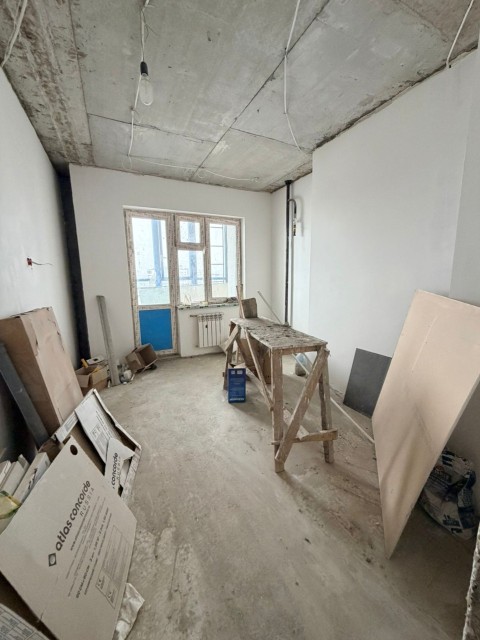 4 комн., Монолитно-каркасный, Кинотеатр Лена 10