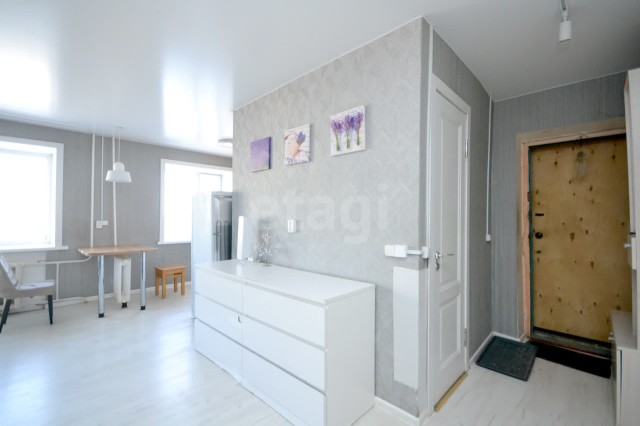 3 комн., 54 м², Хрущевка, Площадь Победы 10