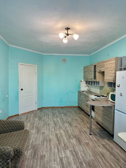 2 комн., 72 м², Монолитно-каркасный, 16 квартал 4